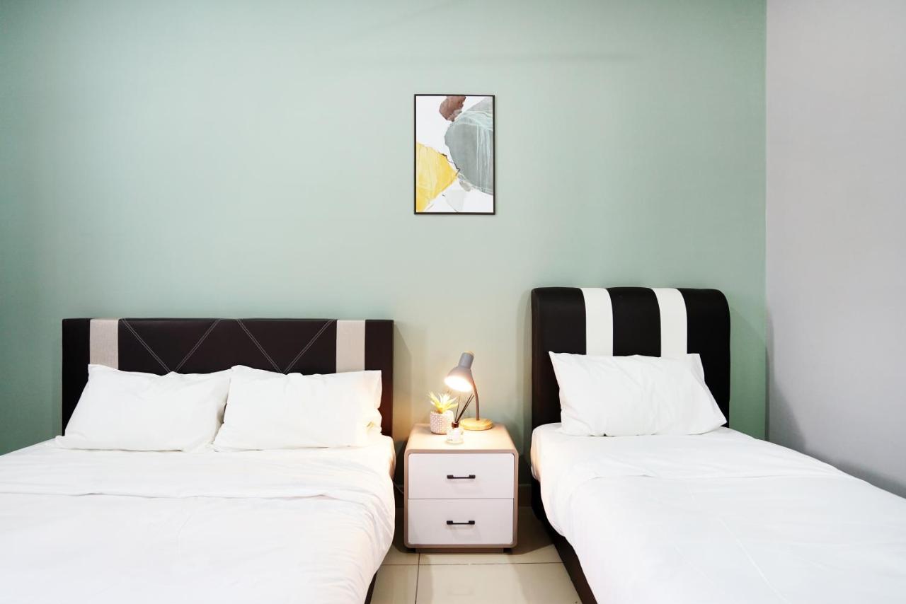 Desaru 37M7 Morandi Colour Theme By Joyfully Villa Kültér fotó